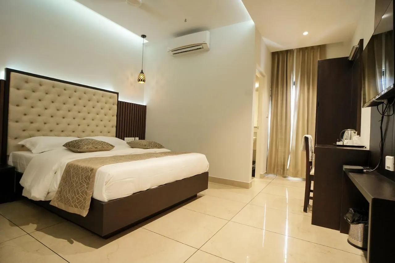 Hotel Sulu Residency Kochi