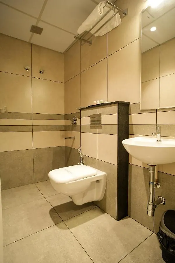 Hotel Sulu Residency Kochi 2*,