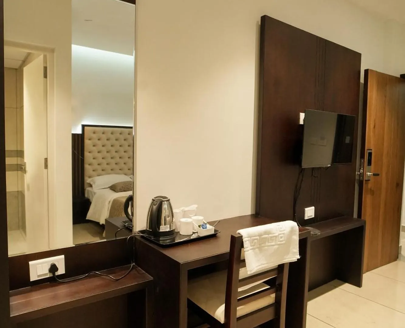Hotel Sulu Residency Kochi